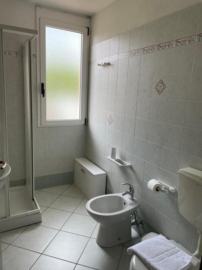 Serravalle Sesia Casa Azzurra Camere מראה חיצוני תמונה