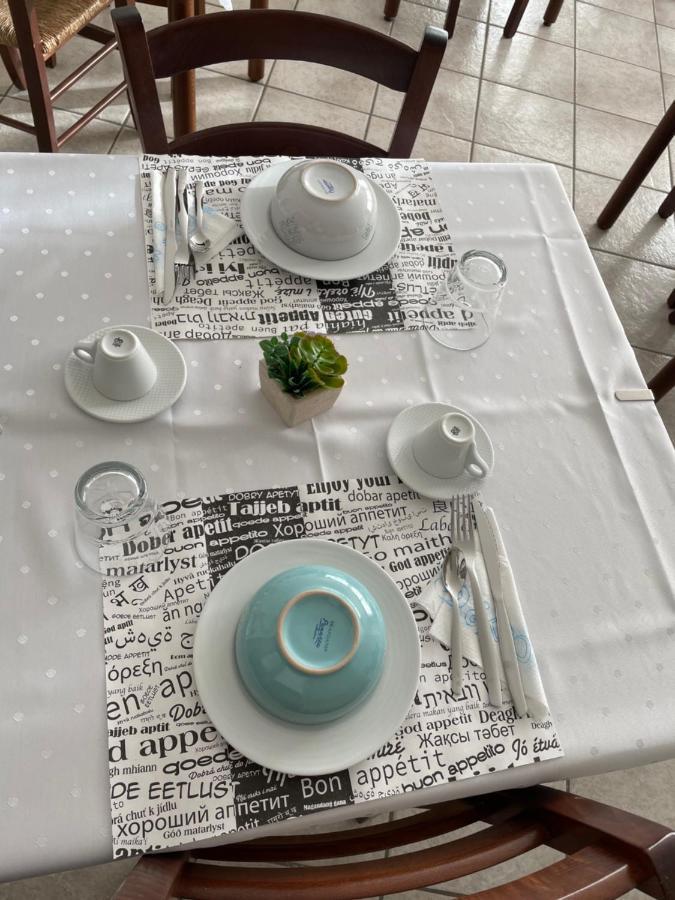 Serravalle Sesia Casa Azzurra Camere מראה חיצוני תמונה